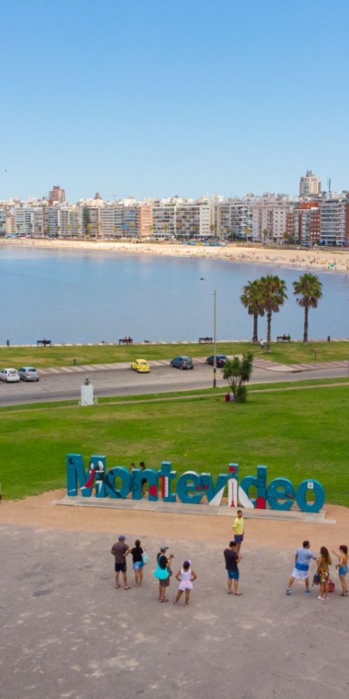 Montevideo, UY transport