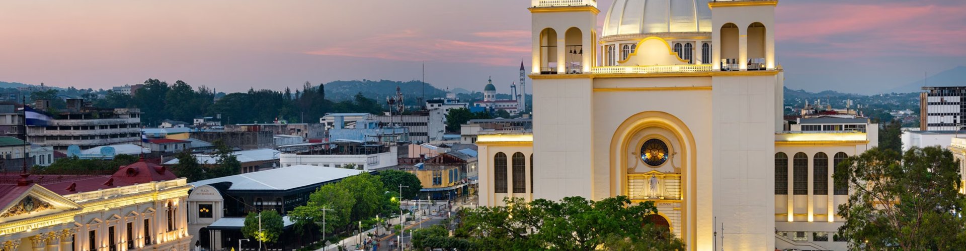 San Salvador, SV cityscape